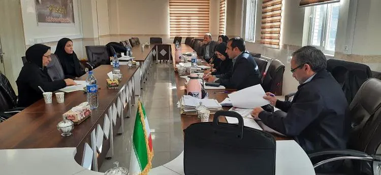 برگزاری مصاحبه جذب بهورزی در شبکه بهداشت و درمان شهرستان چاراویماق