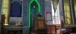 سخنرانی مدیر شبکه بهداشت و درمان شهرستان چاراویماق در خصوص هفته سلامت در نماز جمعه